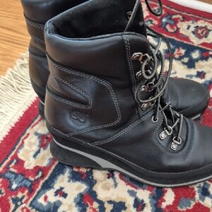 Black Leather Timberland Wedge Lace-Up Ankle Boots